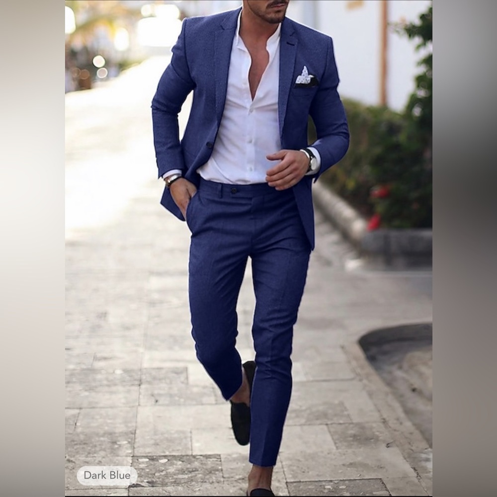 Men’s Dark Blue Suit